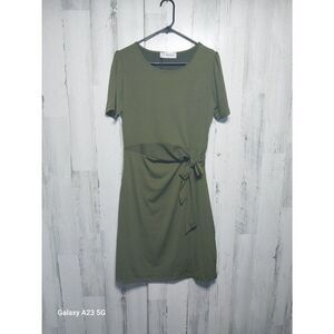 Toms Ware Large Round Neck Short Sleeve Midi Dress Kale Green